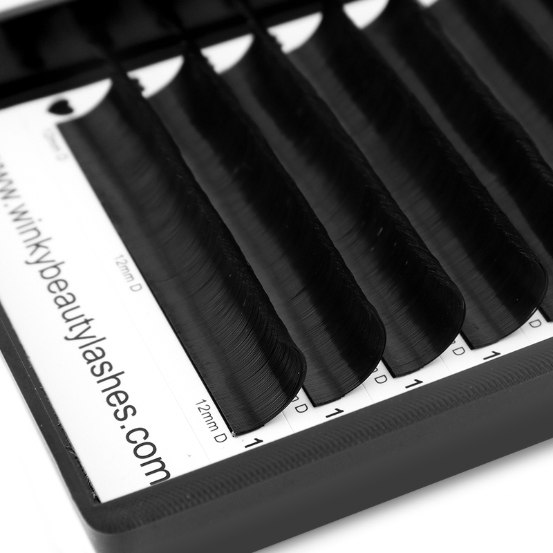 Winky Beauty Easy Fan ciglia M - Mega Volume Lash recensione e prezzo